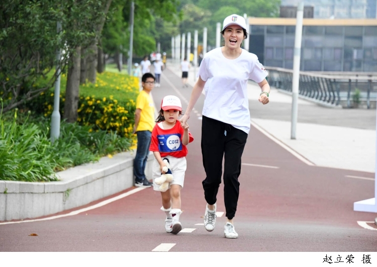����100�컧��ɢ��ϰ��������ͼ