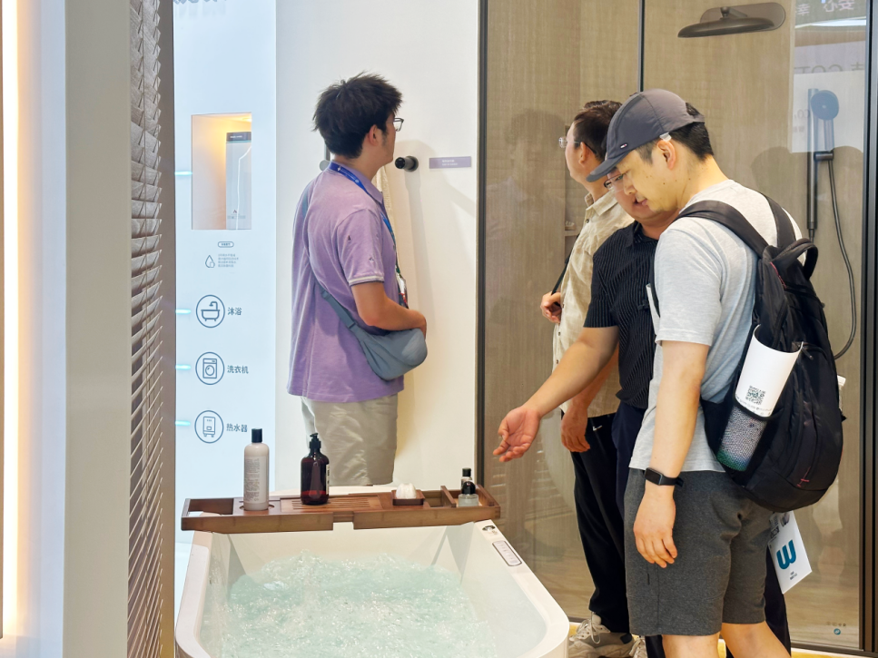 恩仕智慧浴室 智能卫浴选购对比与用户体验场景图