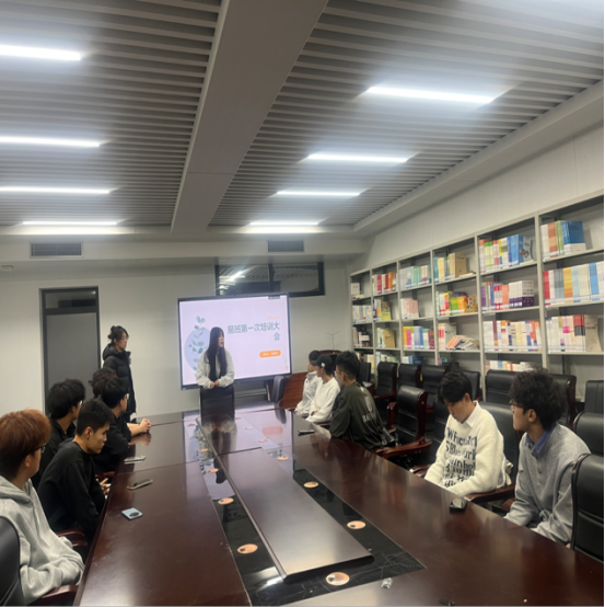 易职教平台职校生技能提升学习场景