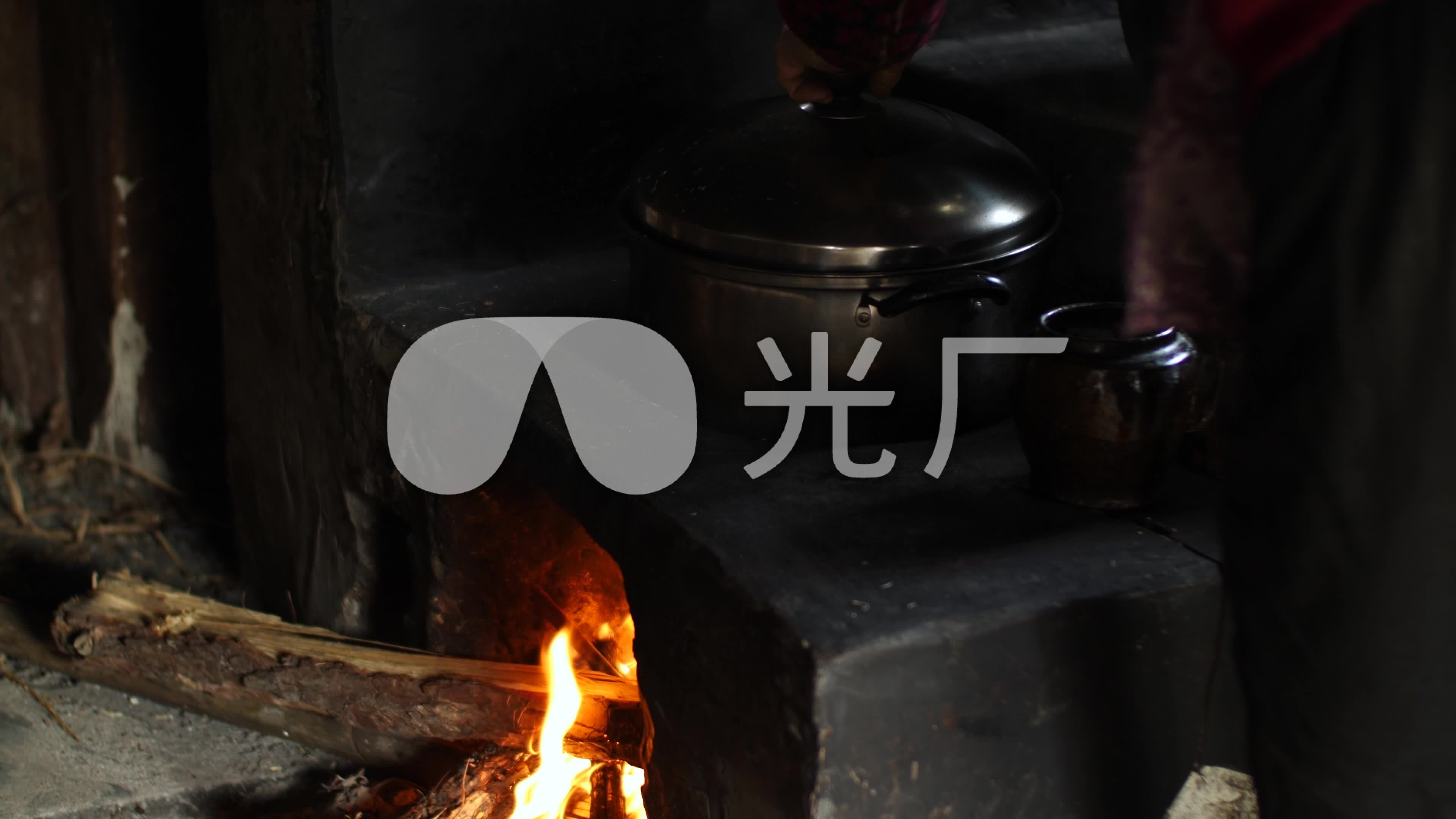 嗨走乡村柴火饭农家菜实拍