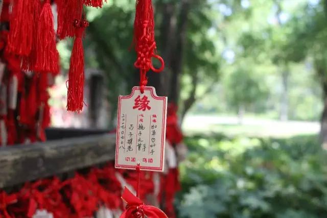 月下老人求姻缘灵验吗真实参拜经验分享