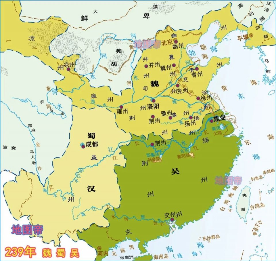 三国挂机战平民放置阵容搭配截图,展示低配挂机推图阵容与站位