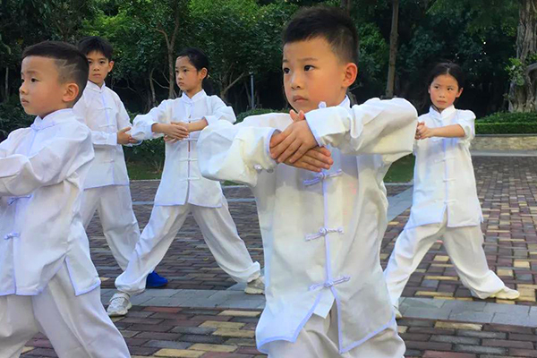 博才书院国学夏令营礼仪训练课堂