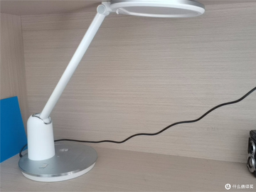 Mooas LED����̨��ʹ��һ���º��ֵ�ϸ������