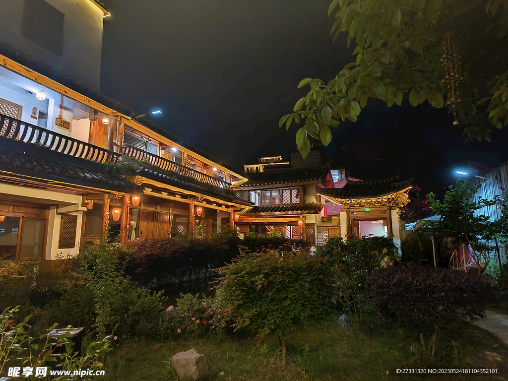 峄览古城民宿夜景实拍图