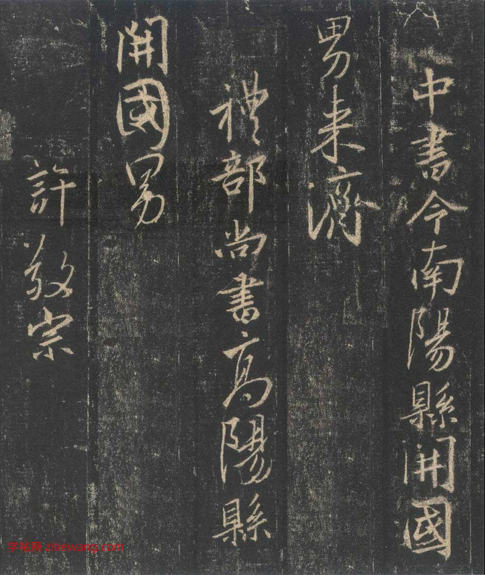 定格日记-照片墙心情日记本 照片墙网格布局和心情文字展示 记录生活小确幸
