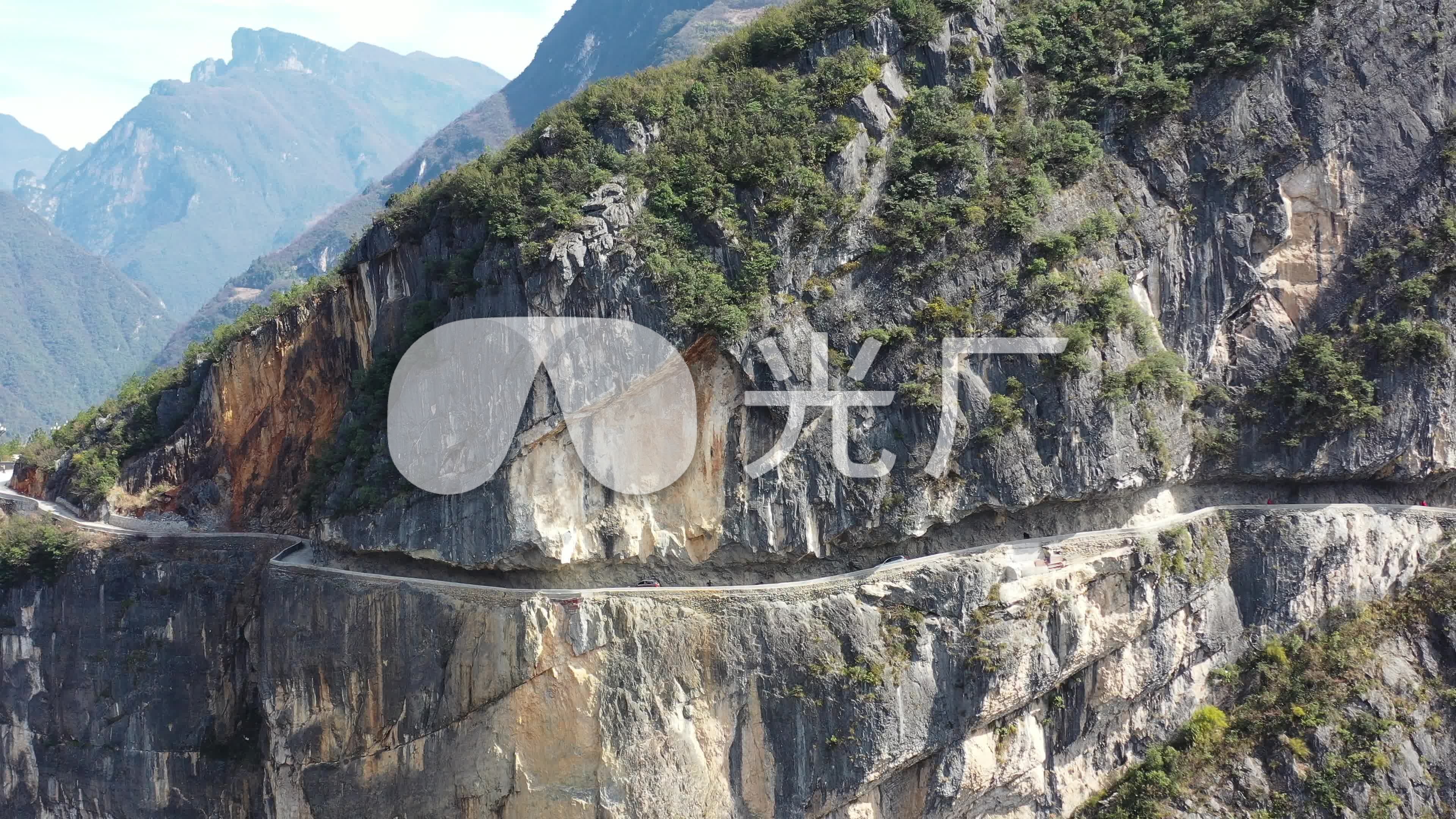 巫溪兰英大峡谷自驾山路秋景