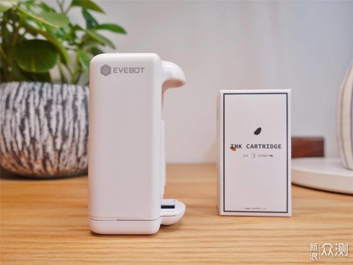 EVEBOT SNAP便携式打印神器轻松搞定随身标记 开箱外观展示