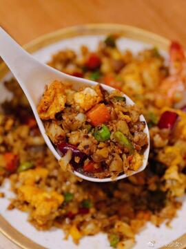 轻食记 花菜碎蛋炒饭 低卡饱腹做法