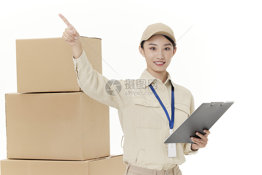 取件婆婆代拿快递包裹核对与安全配送图